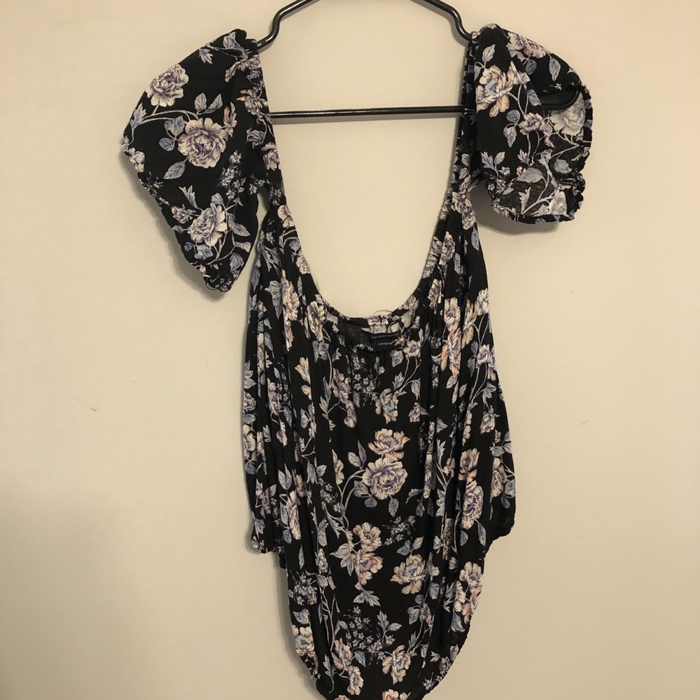 Off shoulder shirt